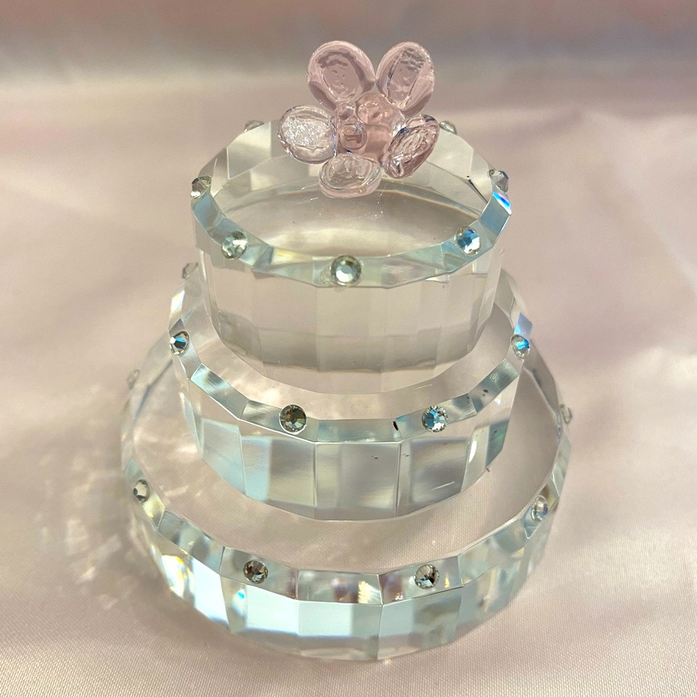 NEW (no box) Simon Design 3 Tiered Crystal Cake Paperweight with Pink Flower Top